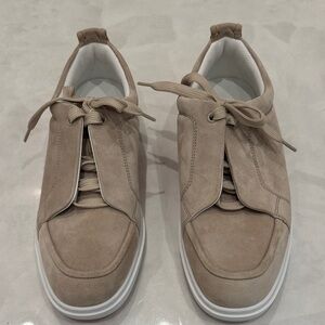 Christian Louboutin Beige Sneakers